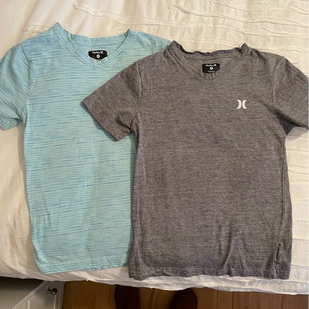 Hurley v-neck